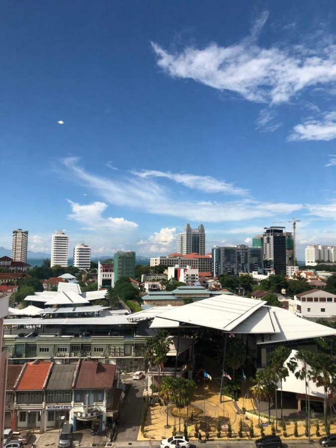 Frame Hotel George Town Esterno foto