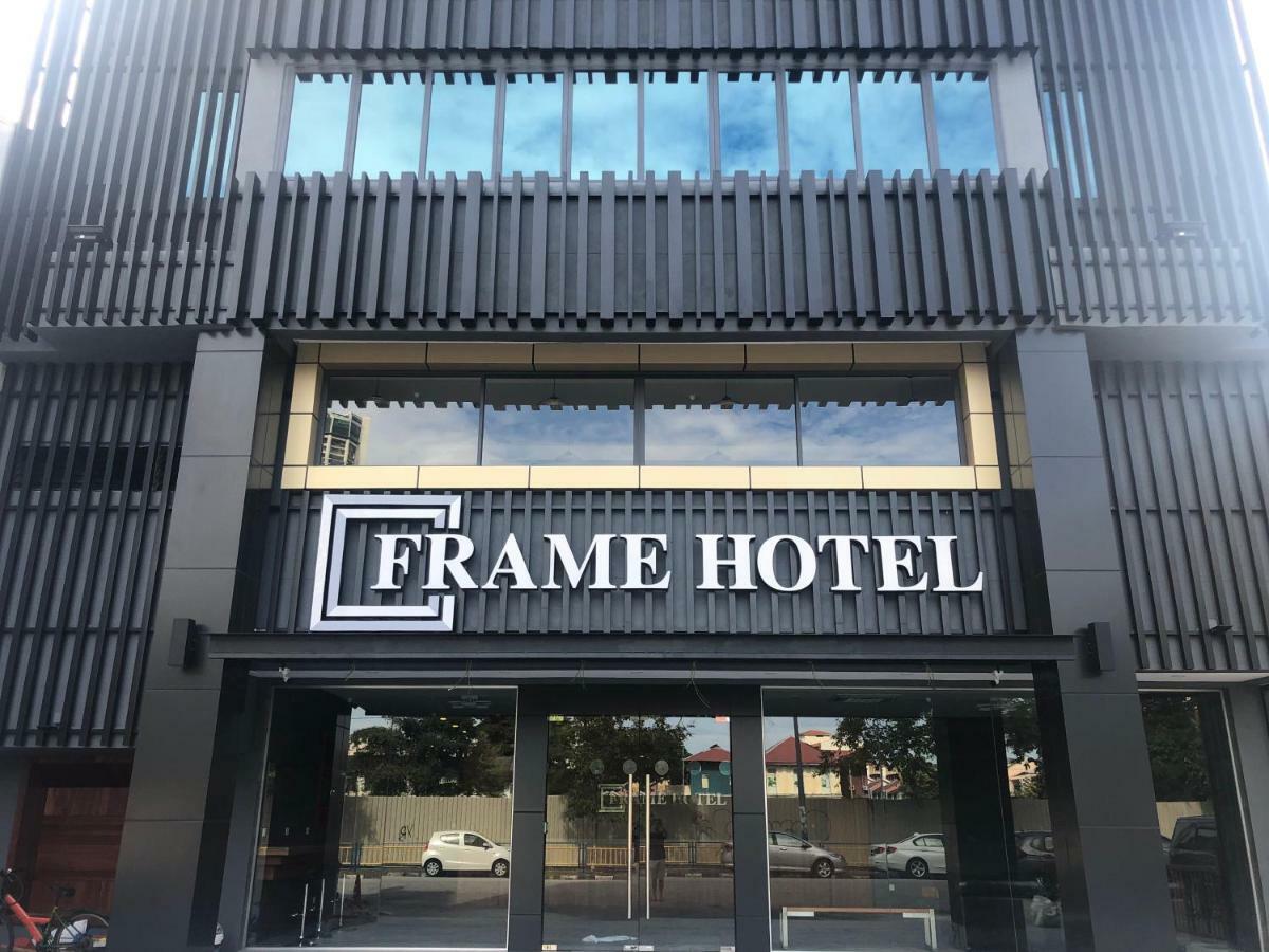 Frame Hotel George Town Esterno foto
