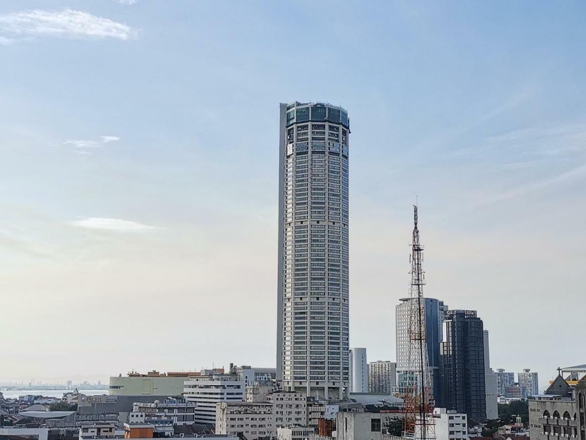 Frame Hotel George Town Esterno foto