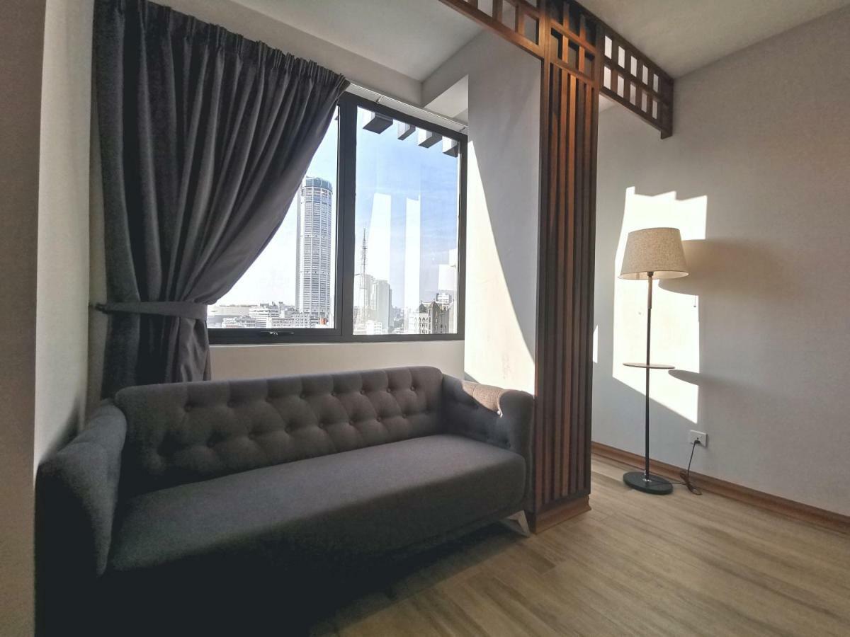 Frame Hotel George Town Esterno foto