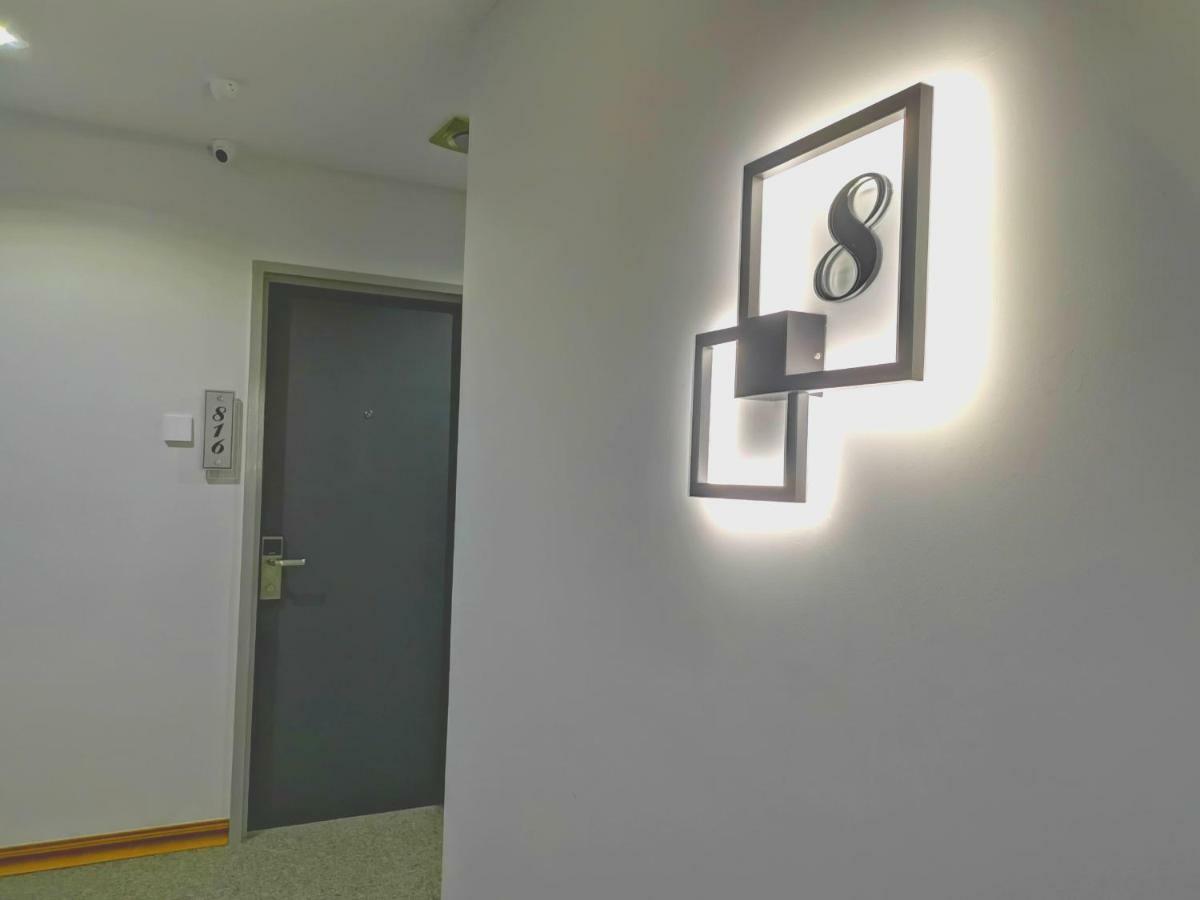 Frame Hotel George Town Esterno foto