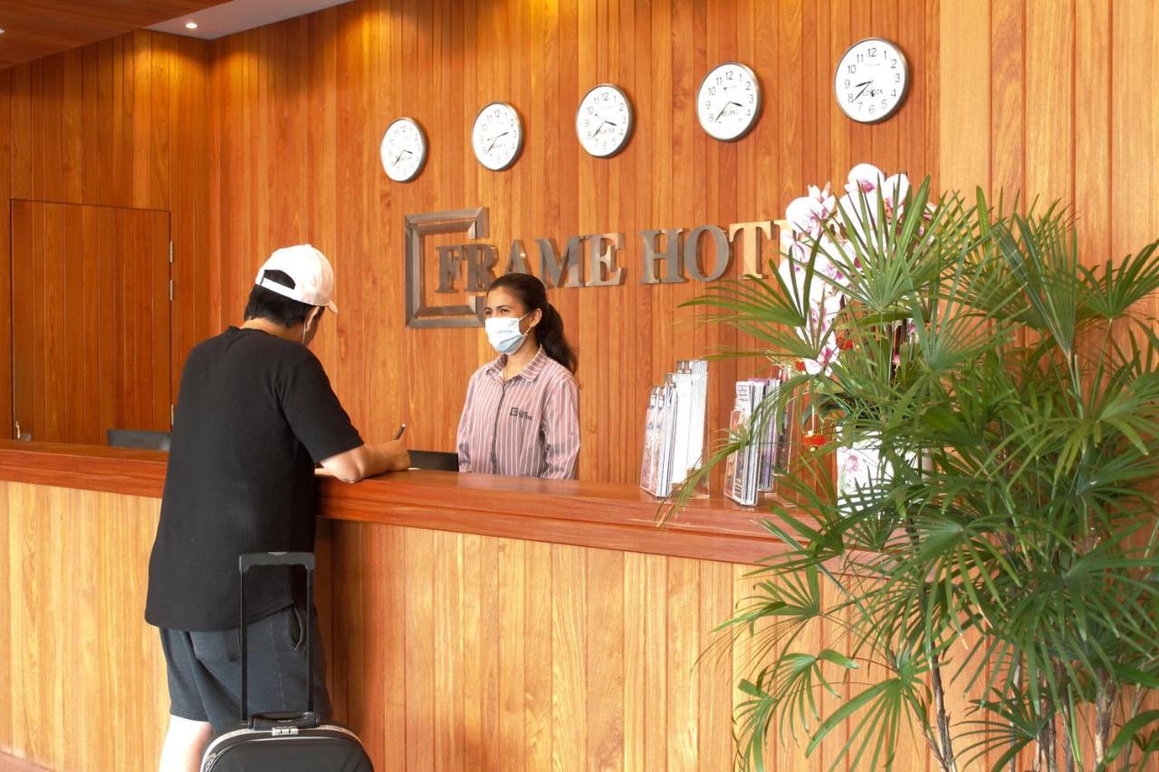 Frame Hotel George Town Esterno foto